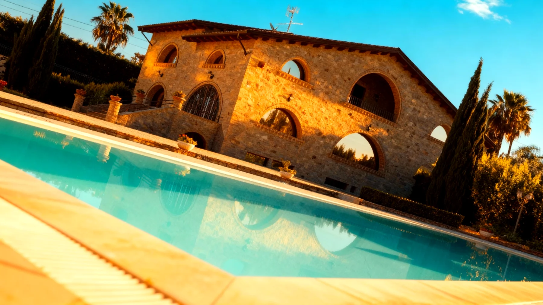 Un posto al sole 2025-12-26T12:39:38.862Z"