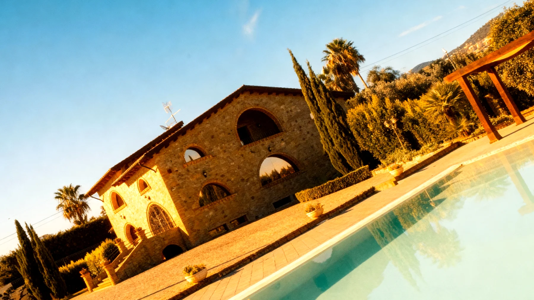 Un posto al sole 2026-01-12T12:38:19.196Z"